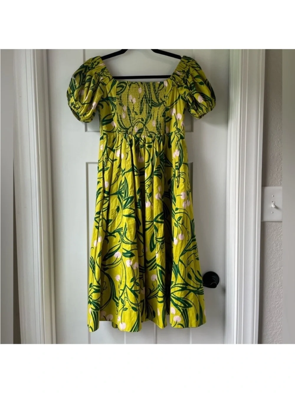Maeve Puff-Sleeve Sweetheart Dress in Cherry Chartreuse‎ - Picture 13 of 14